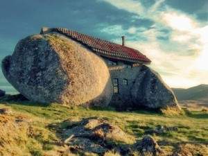 La maison pierre 300x225 - La maison pierre