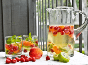 Super idées de boissons saines  faire une infusion de fruit