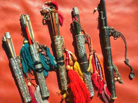 Les attributs et accessoires des divinités