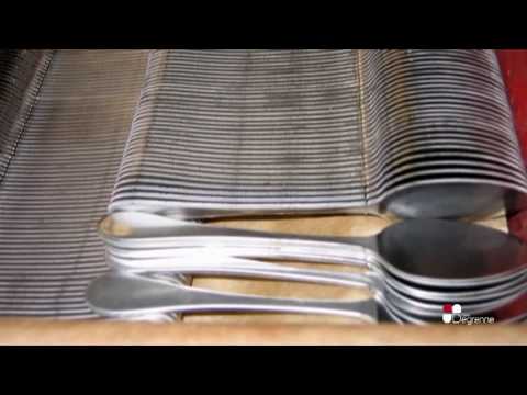 Arts de la table : Les couverts de service