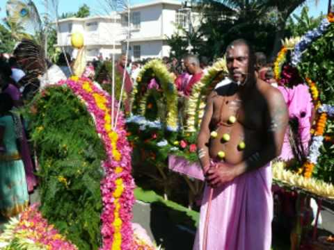 Fête hindoue du Cavadee à l'île Maurice